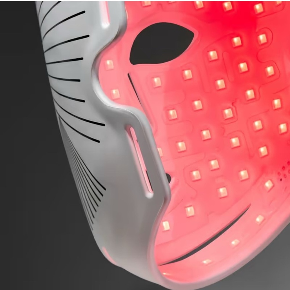 LED Light Therapy Face Mask - Multicolor - Picture 7 of 8